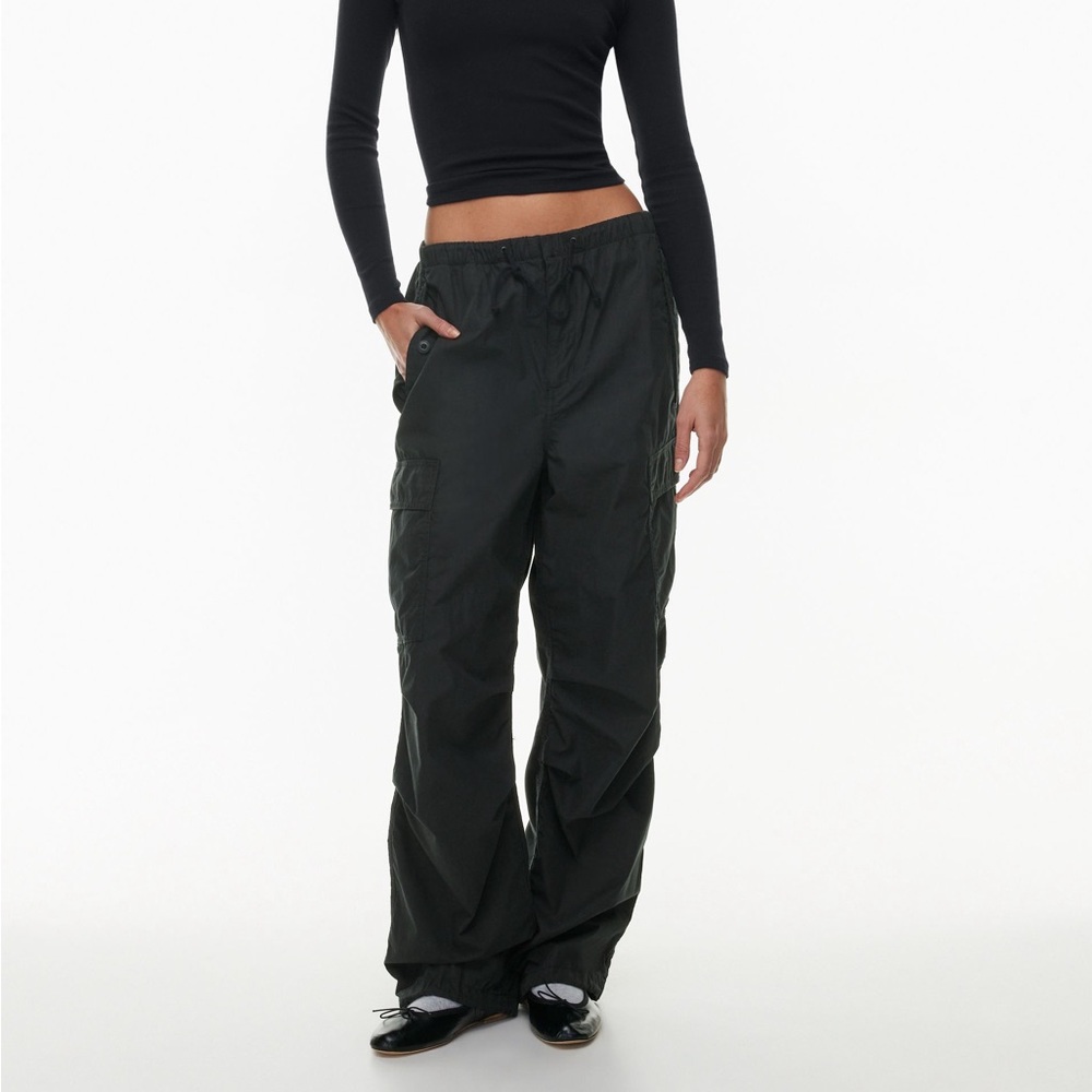 Aritzia Tna Squad Pocket Parachute Pant - Black